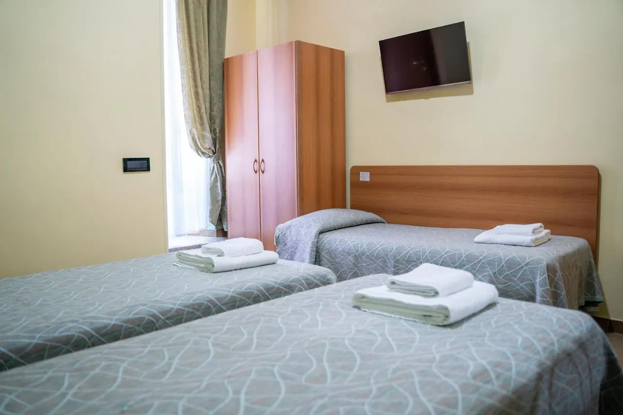 Hotel Ferrarese Rome
