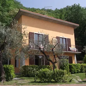 Girasole 3* Торри-дель-Бенако