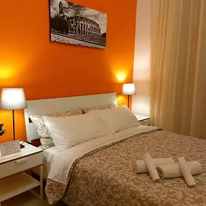 Amoraroma, Economy With Shared Bathrooms *** Рим
